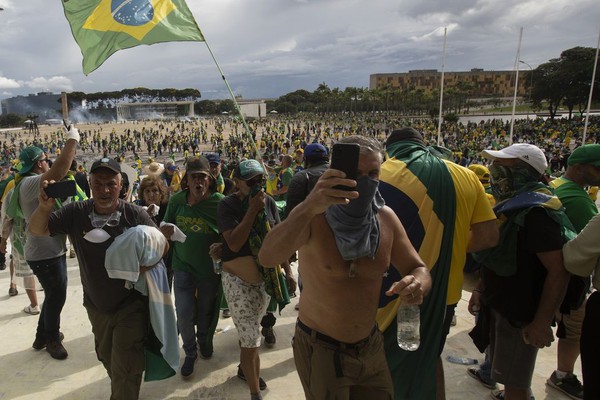 Cúpula da PM do Distrito Federal é alvo de operação da Polícia Federal