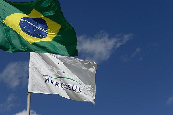 Presidentes se reúnem na 60ª Cúpula do Mercosul no Paraguai