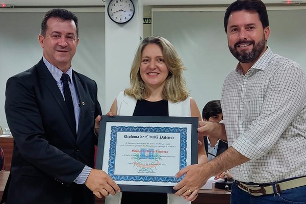 Dra. Solange de Borba Reimberg recebe título de cidadã patense, mas se despede de Patos de Minas