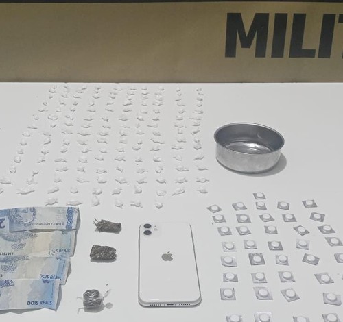 PM recebe denúncia e prende suspeitos que acabavam de chegar com drogas em Serra do Salitre