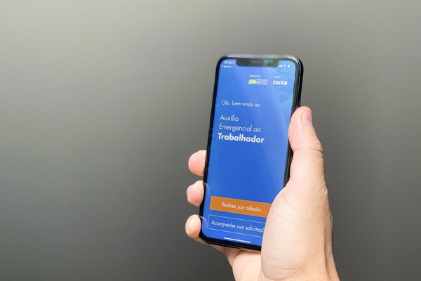Caixa paga hoje auxílio emergencial a nascidos em abril