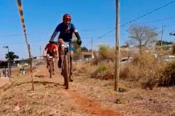 Praça CEU ganha pista de mountain bike aberta à comunidade de Patos de Minas