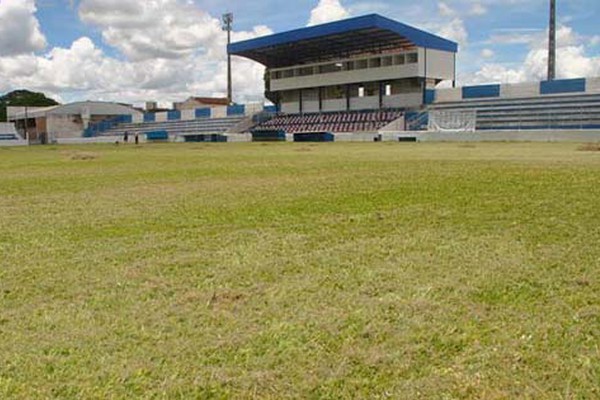 URT prepara uma grande festa para apresentação do elenco da temporada 2015