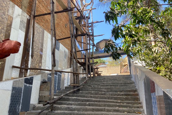 Escadaria de Nossa Senhora da Aparecida é ponto de fé em Patos de Minas