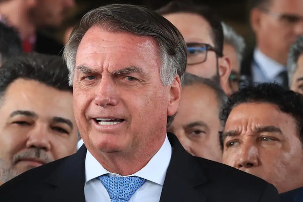 "Resolveu anistia, resolveu tudo", diz Bolsonaro sobre tarifaço