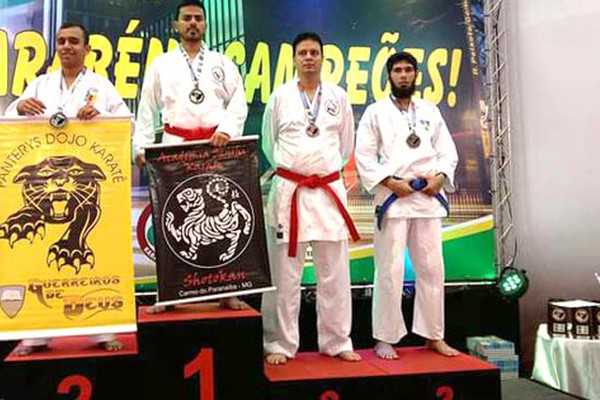 Carmense vence competição em São Paulo e se torna Campeão Brasileiro de Karatê