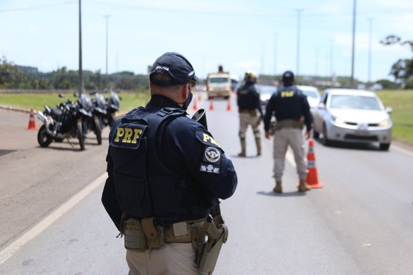 Polícia Rodoviária Federal inicia Operação Carnaval; veja dias e horários de restrições