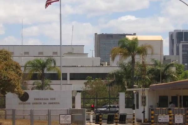 Itamaraty convoca chefe da Embaixada dos EUA após ameaça ao Judiciário