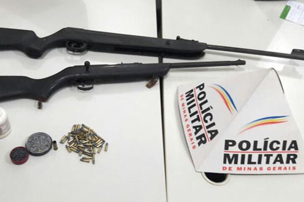 Polícia Militar apreende rifle e espingarda de pressão que atira com munição calibre .22
