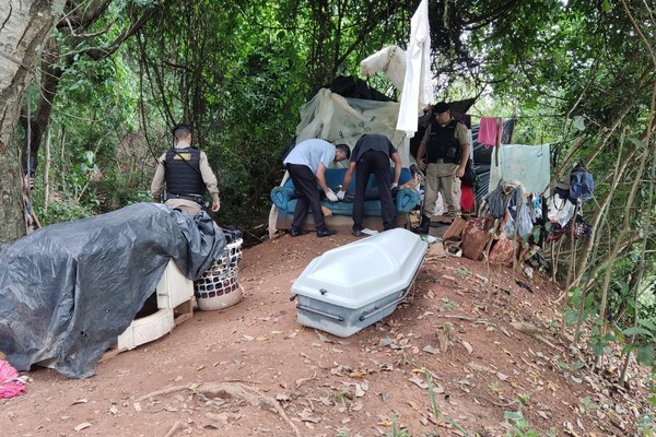 Homem de 38 anos é encontrado morto em área de mata em Patos de Minas