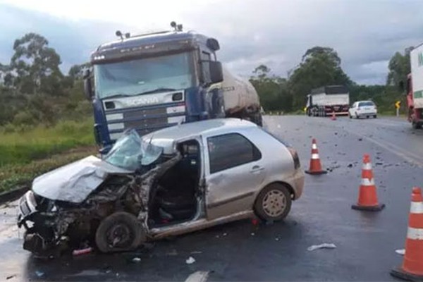 Rapaz é socorrido em estado grave após acidente na BR-262 em Campos Altos