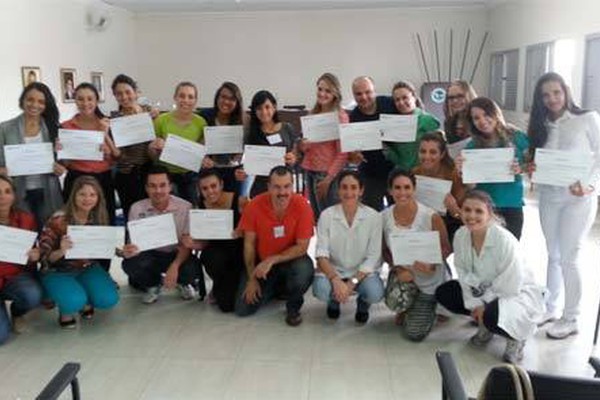 Alunos de medicina do UNIPAM participam de curso de Suporte Básico de Vida