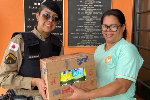 Polícia Militar faz visita a internos da Casa da Acolhida e entrega leites doados pela Cemil