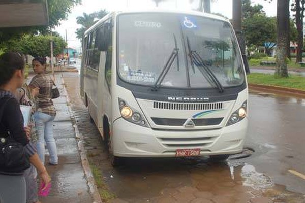 Motoristas do Transporte Público protestam por salários e condições de trânsito