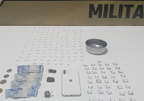 PM recebe denúncia e prende suspeitos que acabavam de chegar com drogas em Serra do Salitre