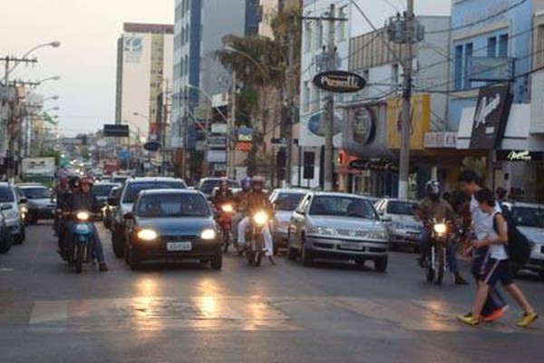 Mais de mil motoristas infratores podem ter as CNHs suspensas em Patos de Minas