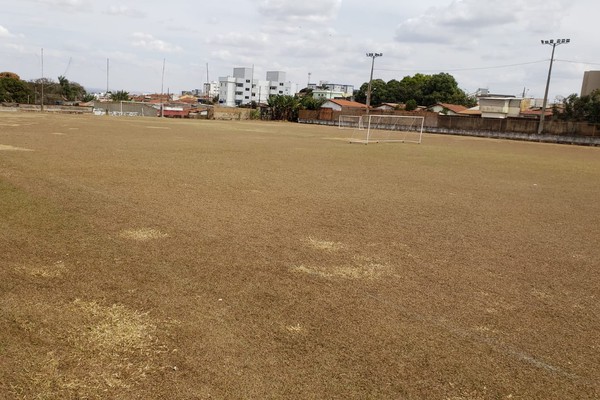 Após aprovação da Câmara, venda do Campo do Vila é dada como certa para rede de hipermercado