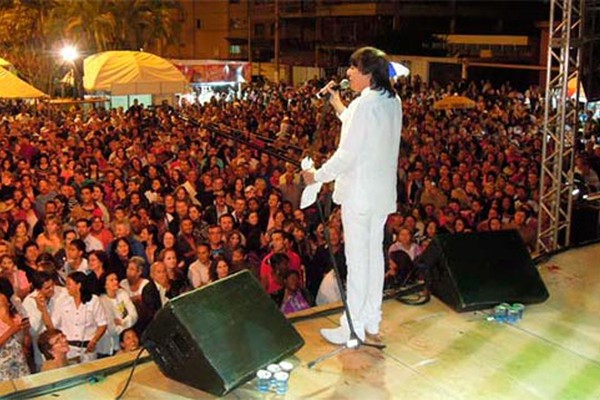 Cantor sertanejo Marciano, que fez dupla com João Mineiro, morre aos 67 anos em SP