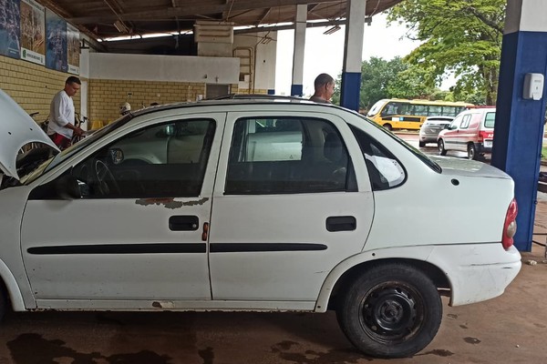 Carro é flagrado em vistoria com numeração raspada e é aprendido em Patrocínio