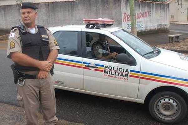 Criança de 1 ano morre afogada em piscina no centro de Patos de Minas