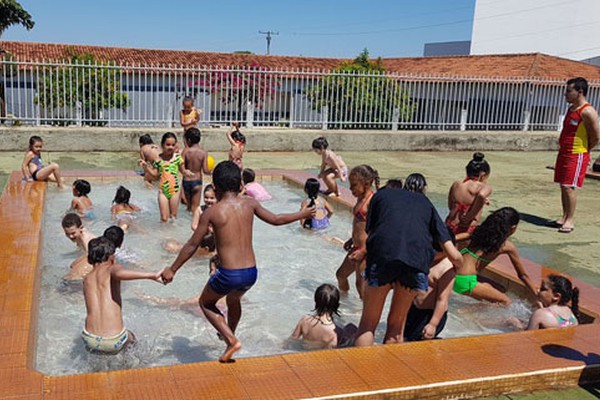 Fraternidade Feminina promove dia de festa no 15º BPM para crianças do Amparo Maternal