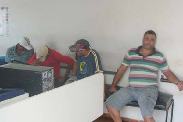 PM prende 5 por furto e até homicídio e apreende 3 veículos em Carmo do Paranaíba