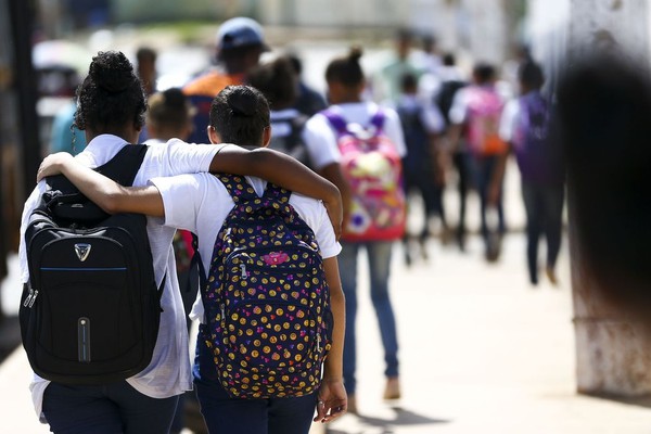 Violência nas escolas: como falar com crianças e adolescentes