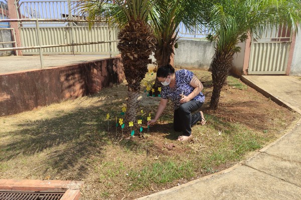 Escola Municipal destaca valorização da vida no Setembro Amarelo e comemora dia da bíblia