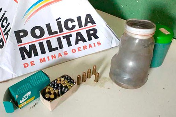 PM encontra dezenas de munições no Bairro Quebec e suspeito de exibir arma de fogo acaba preso