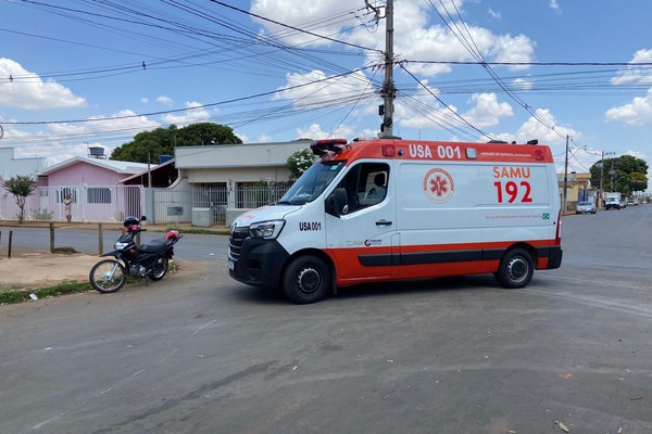 Motociclista sofre acidente a caminho do local onde o irmão havia se acidentado minutos antes