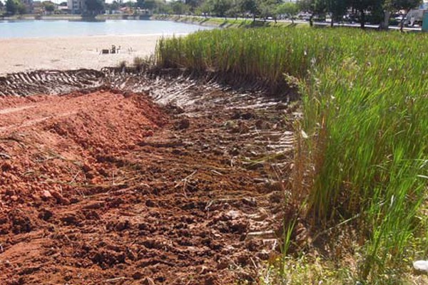 Empreiteira interrompe obras na Lagoa Grande, mas secretário garante retomada do serviço