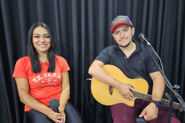 Contraponto fala do esforço para garantir a paz nas escolas e recebe a dupla Wander Freitas e Natália