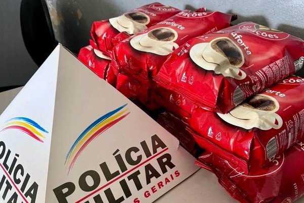 Jovem é preso após furtar 11 pacotes de café em supermercado de Patos de Minas