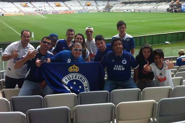 Amigos se unem para torcerem para Atlético e Cruzeiro em Belo Horizonte