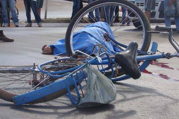 Agricultor de 75 anos morre ao ser atropelado por veículo na MG 354