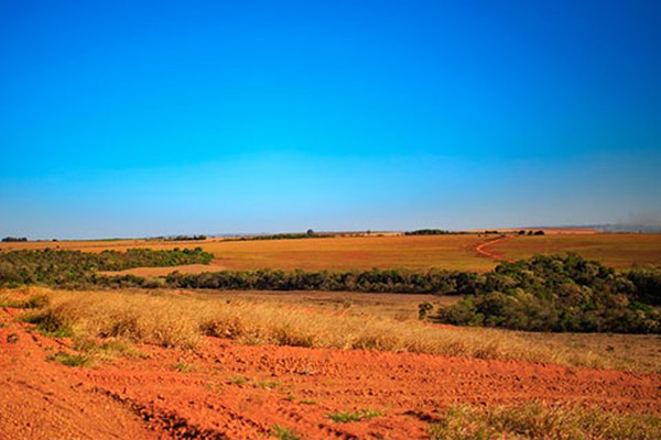 Imobiliária faz neste sábado plantão de vendas de sítios escriturados em Santana de Patos