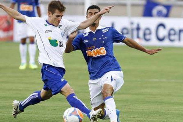 URT perde por 1 a zero para o Cruzeiro, mas deixa boa impressão na estreia