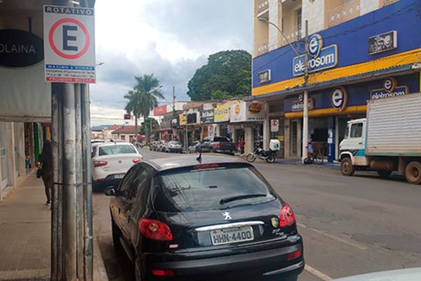 Fiscalização da Zona Azul em Patos de Minas está sendo feita por veículo de videomonitoramento