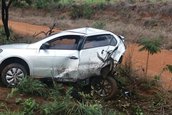 Motorista de 61 anos morre ao ser atingido violentamente por caminhonete na BR365