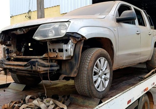 Polícia apreende carros que teriam sido adquiridos com dinheiro de desvio milionário em Carmo do Paranaíba