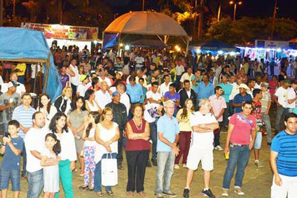 Reveillon em Patos de Minas será na Orla da Lagoa Grande e terá shows e queima de fogos