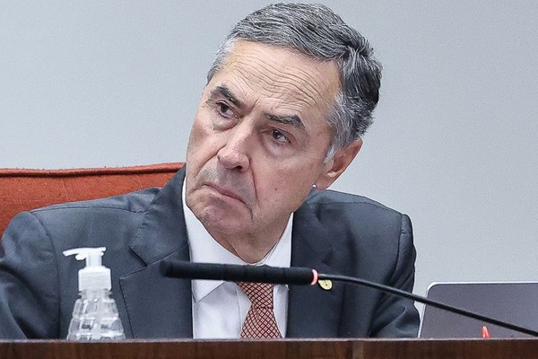Barroso anuncia que vai deixar cargo de ministro do STF