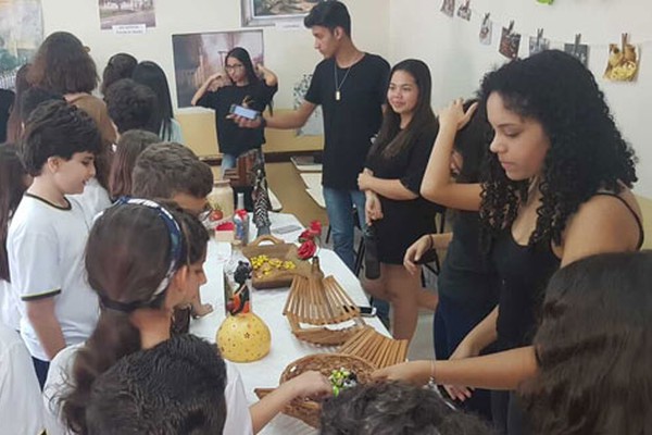 Mostra Cultural do Colégio Equipatos mostra a história e as riquezas de Patos de Minas