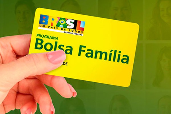 Beneficiários do Bolsa Família poderão perder recursos depositados se não resgatarem 