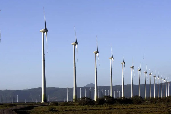 Estudo aponta transição energética sem expandir exploração do petróleo