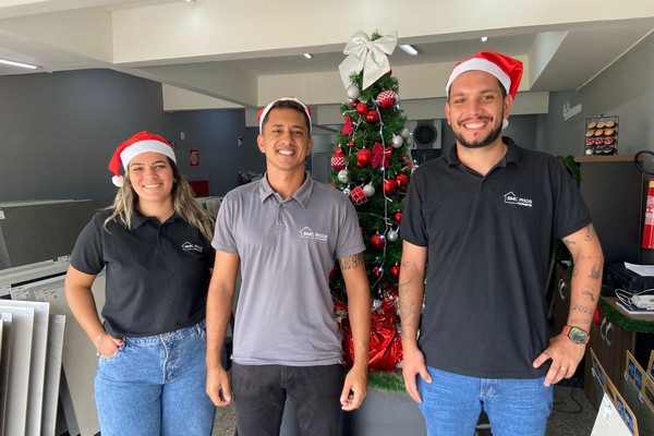 BMC Pisos e Acabamentos promove campanha solidária e ofertas especiais de Natal