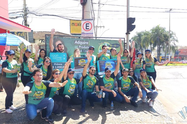 Entrega de prêmios da promoção Trintou da Credicopa movimenta o centro de Patos de Minas