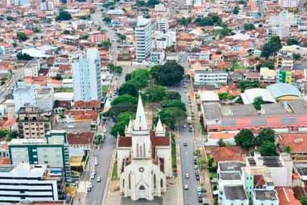 Prefeitura informa sobre interdição do trânsito na Getúlio Vargas e altera coleta de lixo