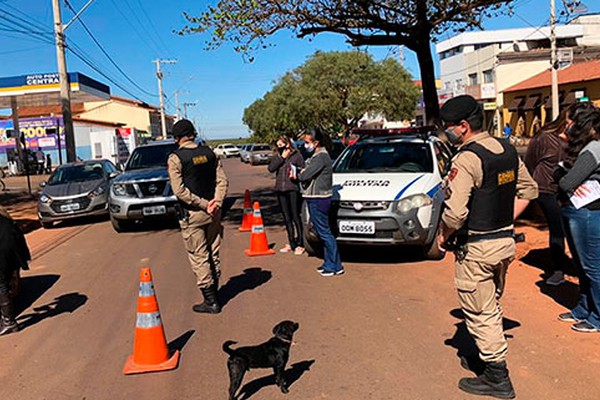 Brejo Bonito, Serra do Salitre e Cruzeiro da Fortaleza promovem blitz educativa "Agosto Lilás"