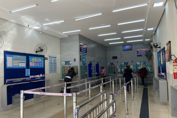 Apostador de Patos de Minas acerta 15 números na Lotofácil e fatura mais de R$360 mil
